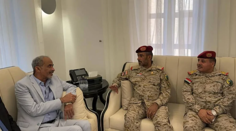 تصاعد التوتر بين الإمارات والسعودية يهدد استقرار القبائل الجنوبية ويقربها من حافة الحرب الأهلية