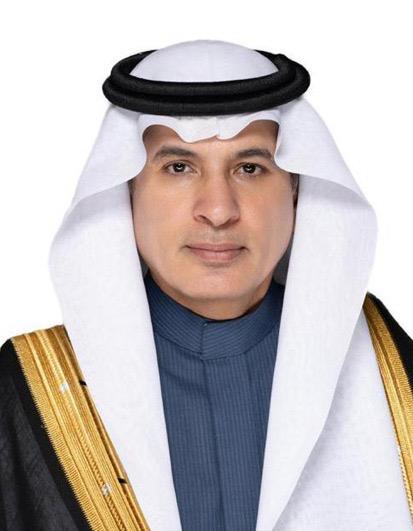 رئيس هيئة الإذاعة والتلفزيون يُكرم بجائزة الامتنان تقديرًا لإسهاماته