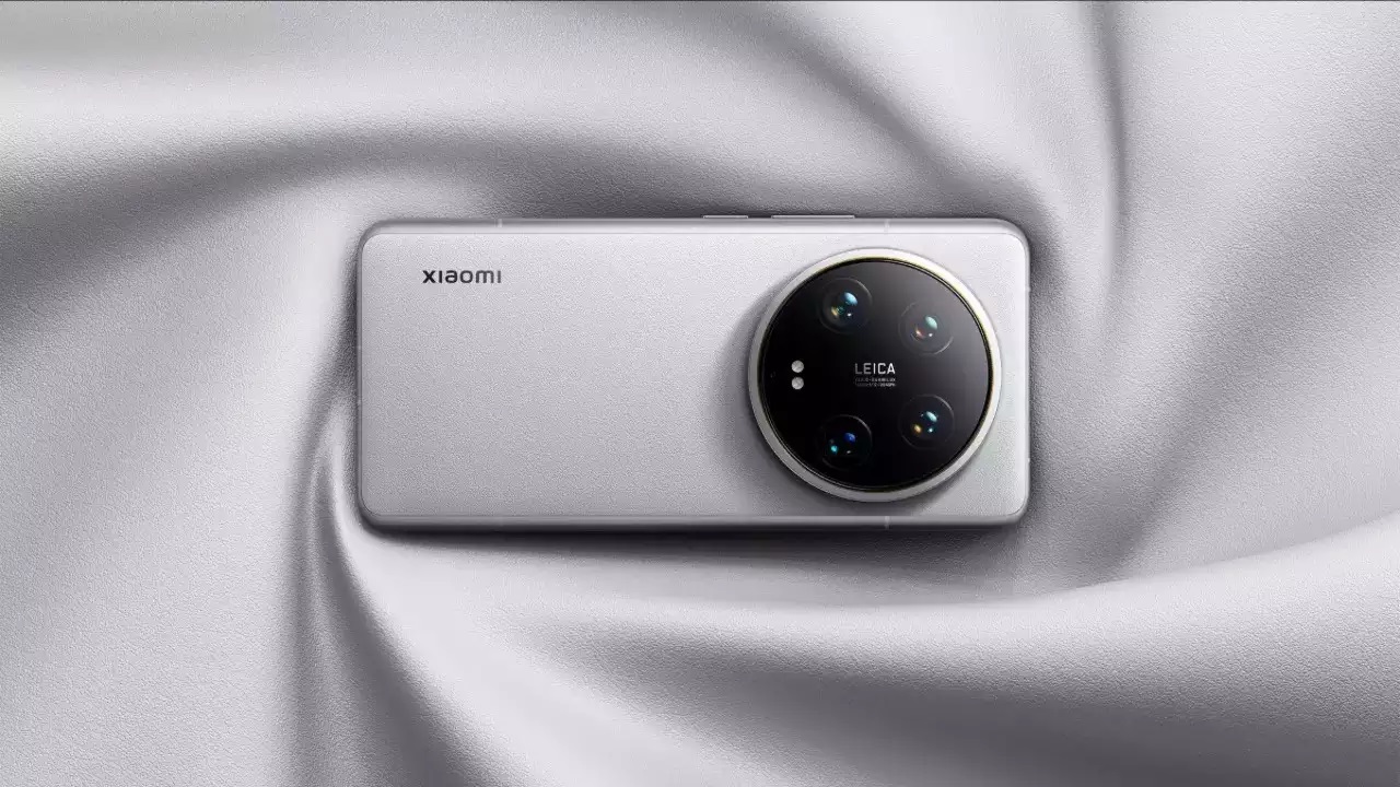 “تحفة شاومي” Xiaomi 15 Ultra هاتف فلاجشيب لا يعرف التنازلات بسعر مغري لا يصدق