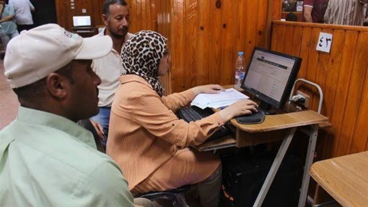 تقليل الاغتراب 2025.. خطوات التحويل بين الكليات بعد إعلان نتيجة المرحلة الثانية ونسبة القبول المحددة