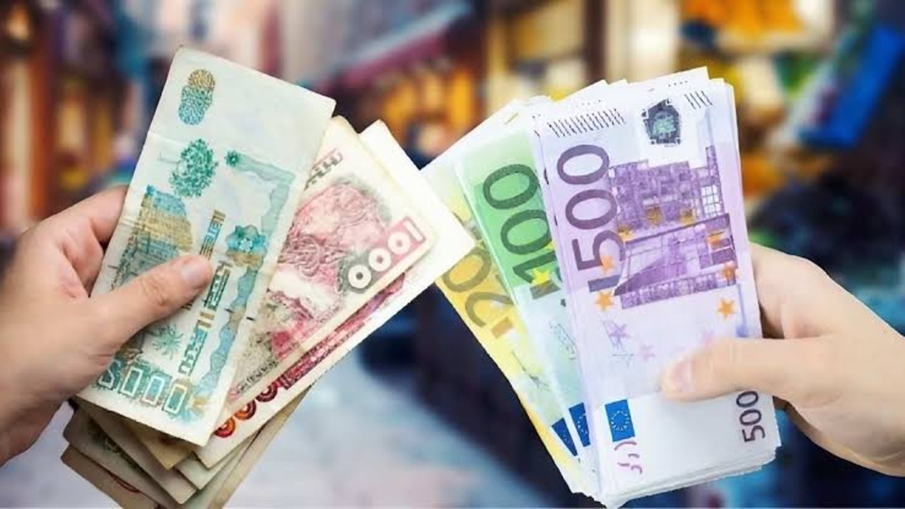 سعر اليورو اليوم مقابل الدينار الجزائري يواصل الارتفاع وسط ترقب لتقلبات السوق وتزايد الطلب على العملة الصعبة