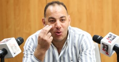 أحمد بلال: نجم الأهلي السابق يحتفل بعيده الخامس والأربعين