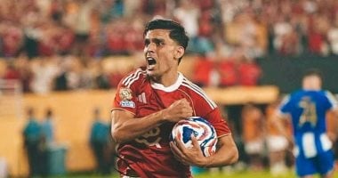 أشرف بن شرقي يعزز تشكيل الأهلي بينما تريزيجيه يترقب فرصة العودة