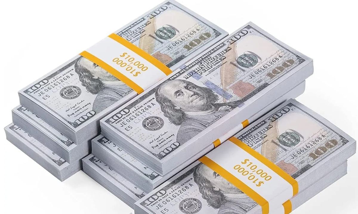 “السوق تتحرك” أعلى سعر للدولار اليوم في السوق السوداء الأحد 3 أغسطس 2025 في مصر