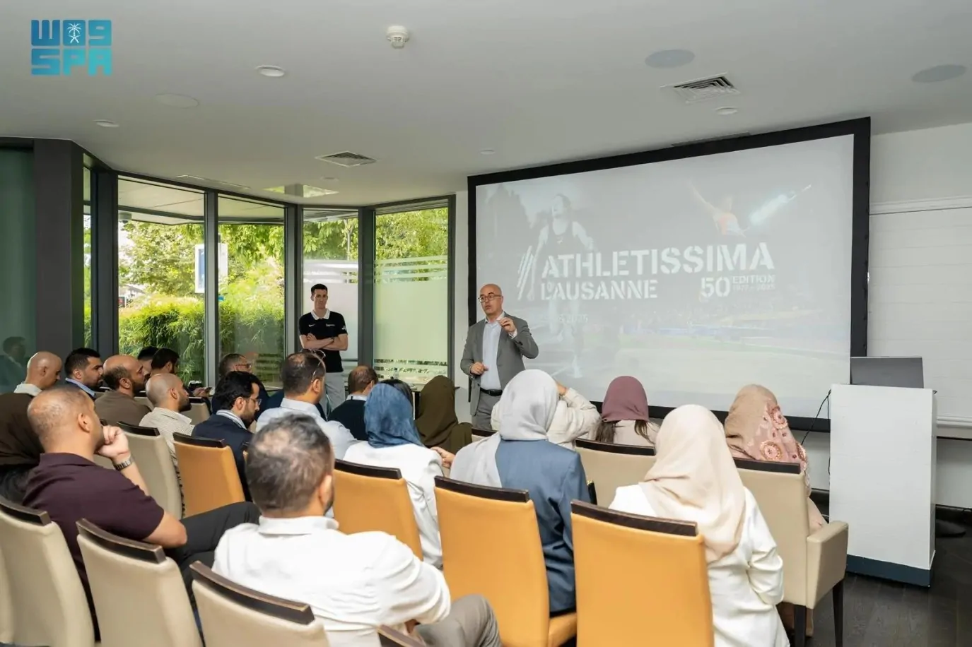 أكاديمية الإعلام السعودية تطلق مسار قادة الإعلام لتطوير مهارات مهنية عبر برامج تدريبية احترافية