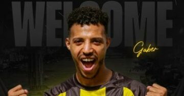 إسلام جابر رفضي للعب في الأهلي واحتمالية انتقال مصطفى محمد للأحمر