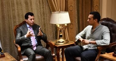 اجتماع وزير الرياضة مع البطل الأولمبي أحمد الجندي: الاستعدادات نحو المستقبل
