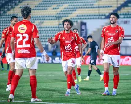 مدرب الأهلي يواجه تحديات في الجناح الأيسر قبل مواجهة فاركو