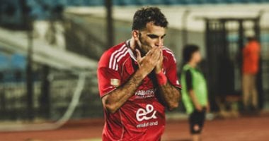الأهلي يفرض سيطرته بثلاثية رائعة ضد فاركو وزيزو يتألق بتسجيل الثاني