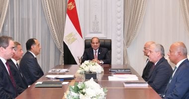 السيسي يوافق على تعويضات للصحفيين وحل مكافآت ما سبيرو