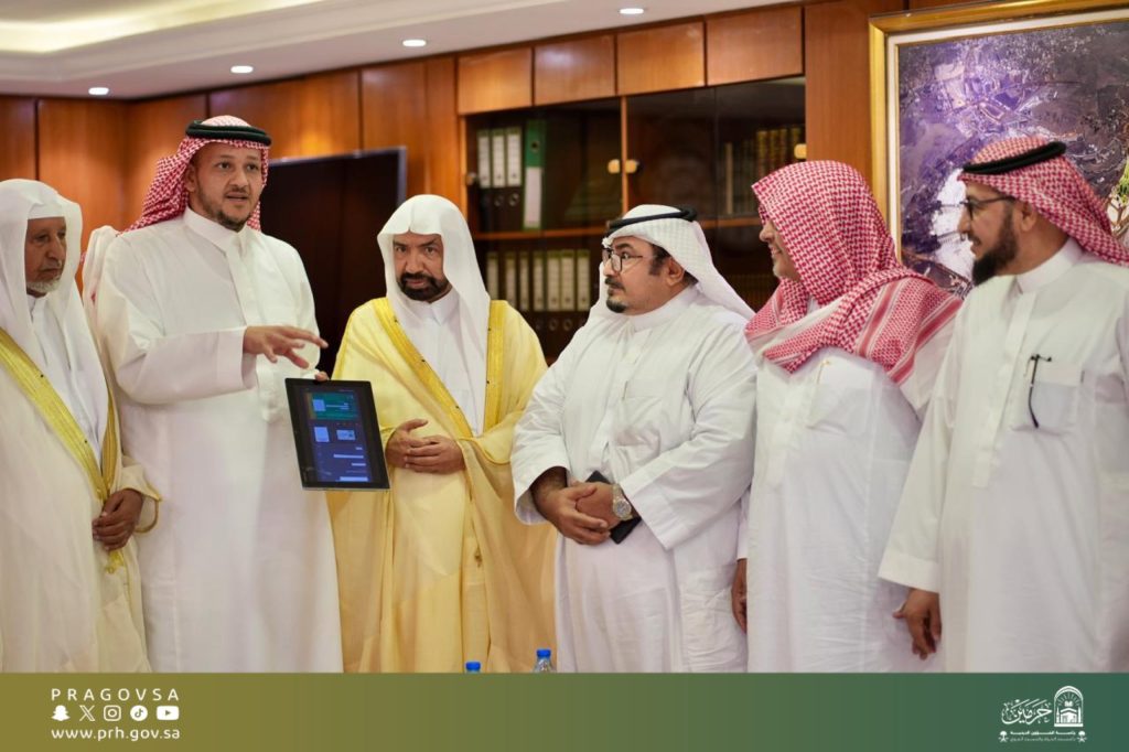 الشؤون الدينية تمنح كبار المطوفين رخصة العمل الأولى في خطوة تاريخية