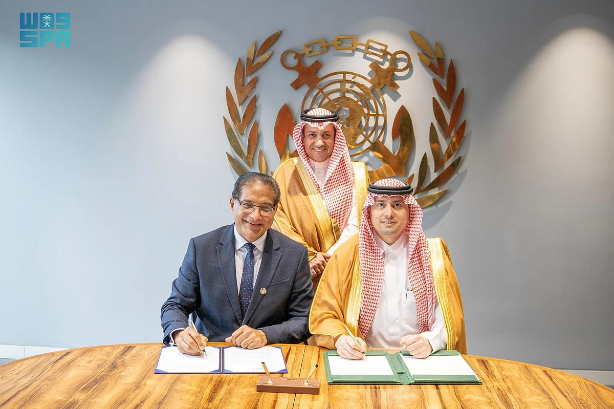المملكة تُبرم اتفاقية مع “IMO” لتعزيز الاستدامة البحرية وتطوير الكوادر في القطاع البحري