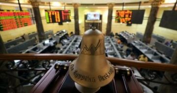 تراجع مؤشرات البورصة بعد سبعة أيام من الارتفاع في ختام جلسة الاثنين
