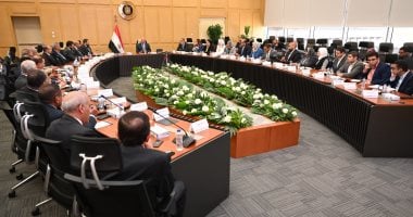 تطوير قاعدة بيانات شاملة لفرص وتحديات توطين الصناعة