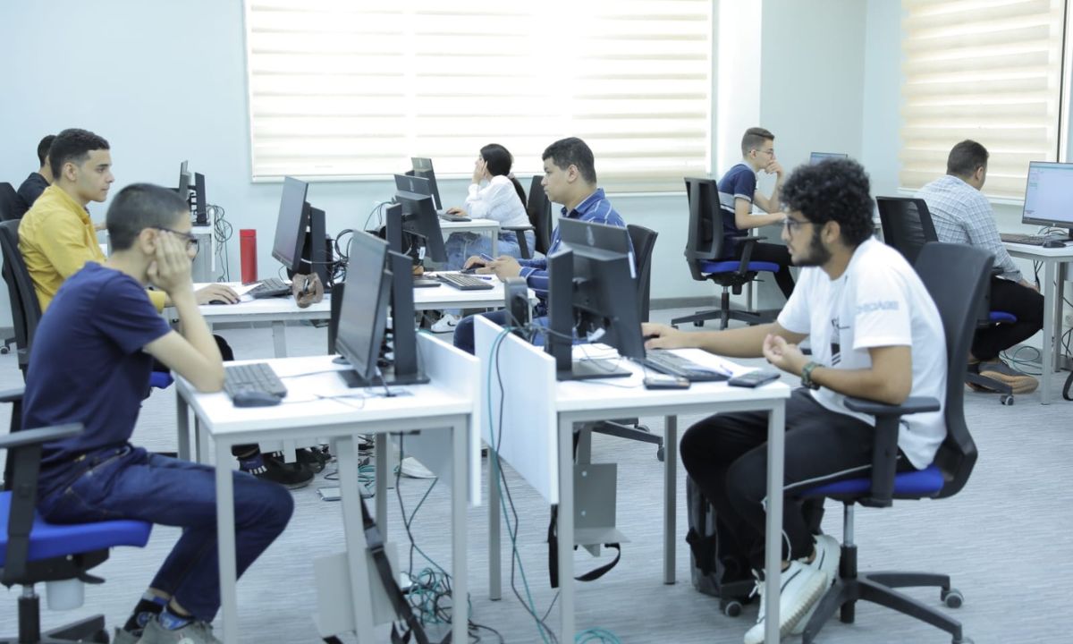 “بنظام 3 و5 سنوات”.. تنسيق الدبلومات الفنية 2025 للكليات والمعاهد لطلاب الصناعي والتجاري والزراعي