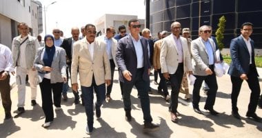 جولة تفقدية لوزير الإسكان ومحافظ مطروح في محطة تحلية مياه البحر “الرميلة 4