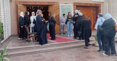 حضور بارز لشخصيات سياسية في جنازة على المصيلحي