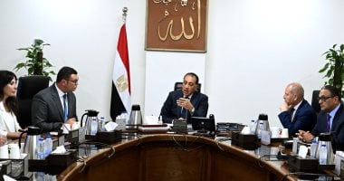 رئيس الوزراء يقود جهود revitalizing وسط البلد والقاهرة الخديوية