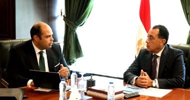 رئيس الوزراء يناقش قضايا هامة مع رئيس هيئة حماية المنافسة