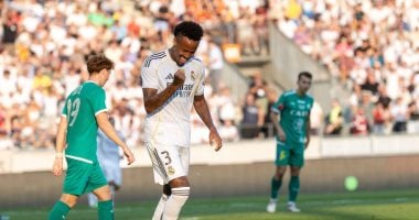 رباعية ريال مدريد تزين ودية تيرول
