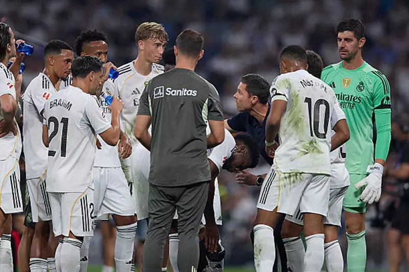إستراتيجية جديدة تطور ريال مدريد مع تشابي ألونسو