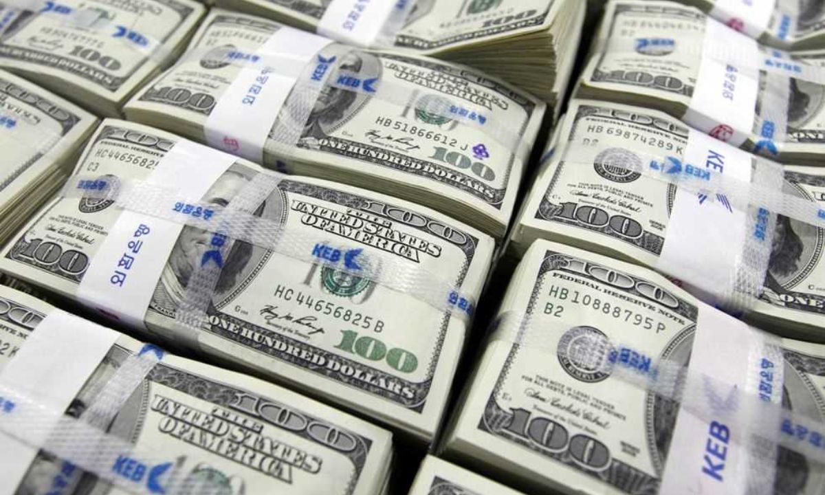 “استقرار قياسي” سعر الدولار مقابل الليرة السورية اليوم السبت 2 اغسطس 2025 في البنوك