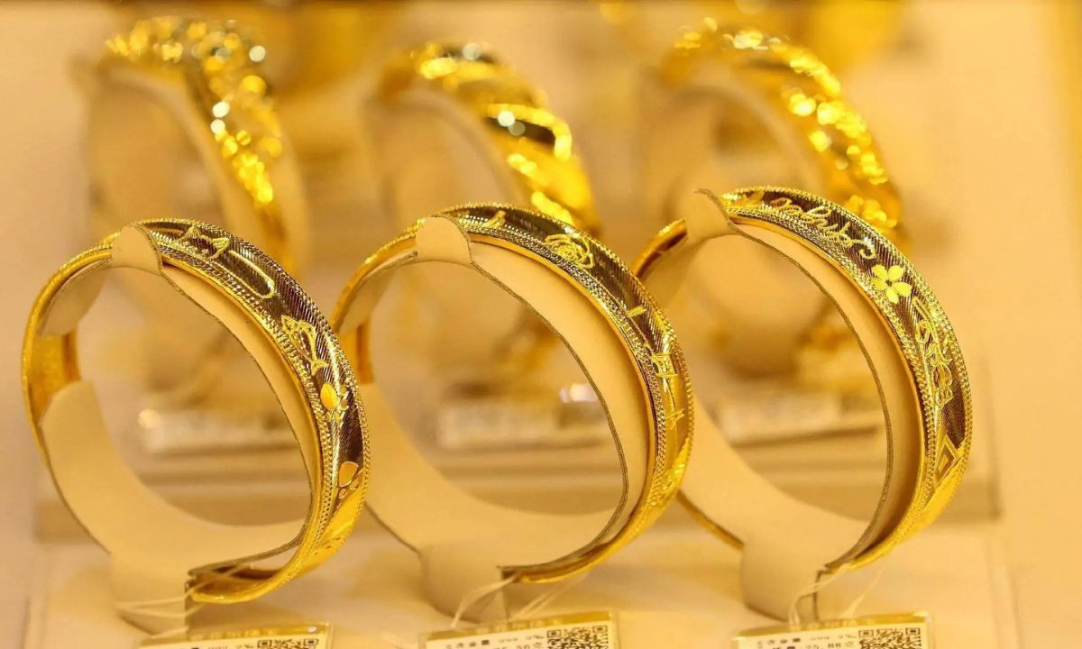 الاصفر وصل كام؟..  أسعار جرام الذهب عيار 21 اليوم الثلاثاء 5 أغسطس 2025 في مصر