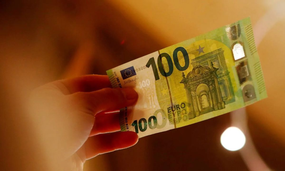 “سوق العملات يتحرك” سعر اليورو مقابل الدرهم المغربي اليوم الأحد 3 اغسطس 2025 في البنوك المغربية
