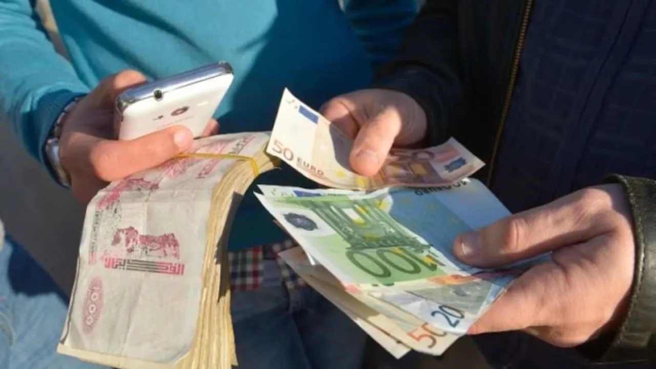 بشحال الان”.. سعر اليورو مقابل الدينار الجزائري اليوم في البنوك وبورصة السكوار اخر التحديثات