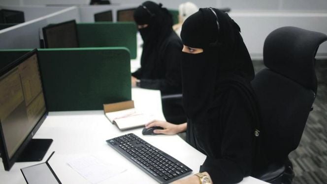 زيادة ملحوظة: ارتفاع عدد الموظفات السعوديات بالقطاع الخاص بنسبة 84% بين 2018 و2024
