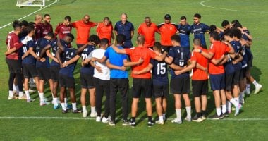 علي ماهر يناقش استراتيجيات الفوز مع لاعبي سيراميكا لتحسين الأداء في الدوري