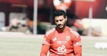 محمد الشناوى يتلقى الدعم النفسى قبل مواجهة غزل المحلة في الأهلى
