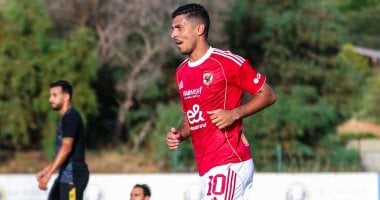 محمد شريف يقود هجوم الأهلي ضد فاركو في الجولة الثانية من دوري نايل
