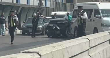 مطاردة هاربة: قائد سيارة حادث أكتوبر يتسبب بإصابة 4 وإتلاف 3 سيارات