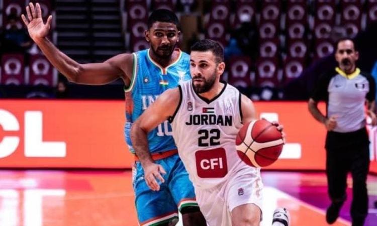 نتائج مثيرة لمباريات كأس آسيا لكرة السلة 2025: الأردن يتحدى السعودية في الخميس الممتع!