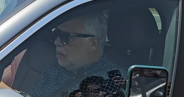 وداعًا سيد صادق: أشرف زكي يحضر جنازة الفنان الراحل