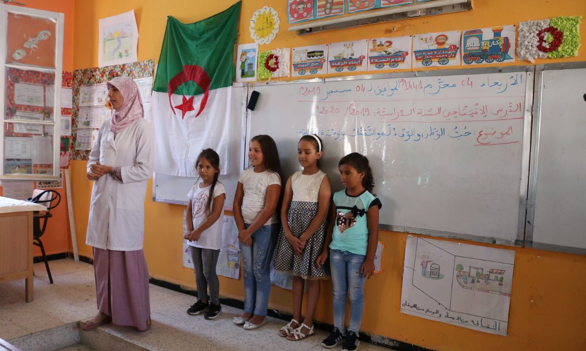 “رسمياً”.. وزارة التربية الوطنية الدخول المدرسي 2025 ورزمانة جدول العطل الرسمية والامتحانات
