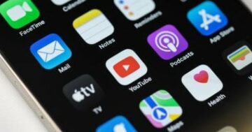 يوب ميوزيك 10 سنوات من الموسيقى مع قوائم تشغيل جديدة