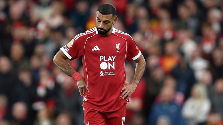 خريف الأسطورة يطرق أبواب التاريخ وقرار ليفربول المفاجئ ينهي حلم محمد صلاح في الدوري الإنجليزي تواصل نيوز
