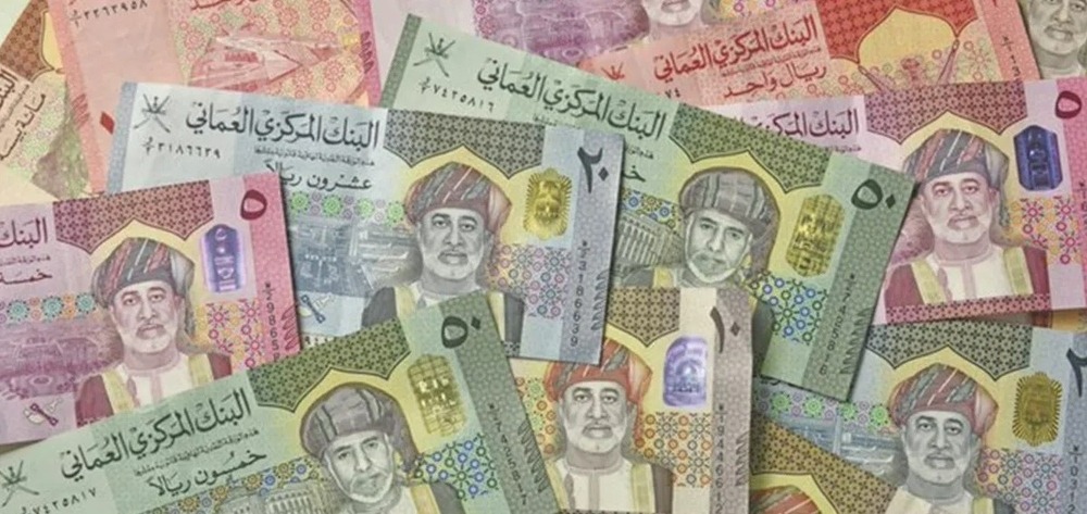 أسعار صرف الريال العماني أمام العملات الرئيسية