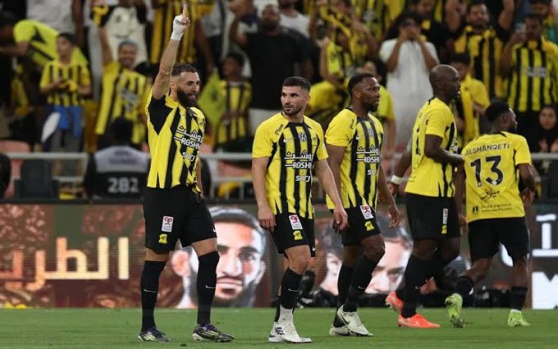 تسريب تشكيل الاتحاد السعودي قبل مواجهة الشرطة العراقي مع غيابات مؤثرة قد تغير مسار المباراة