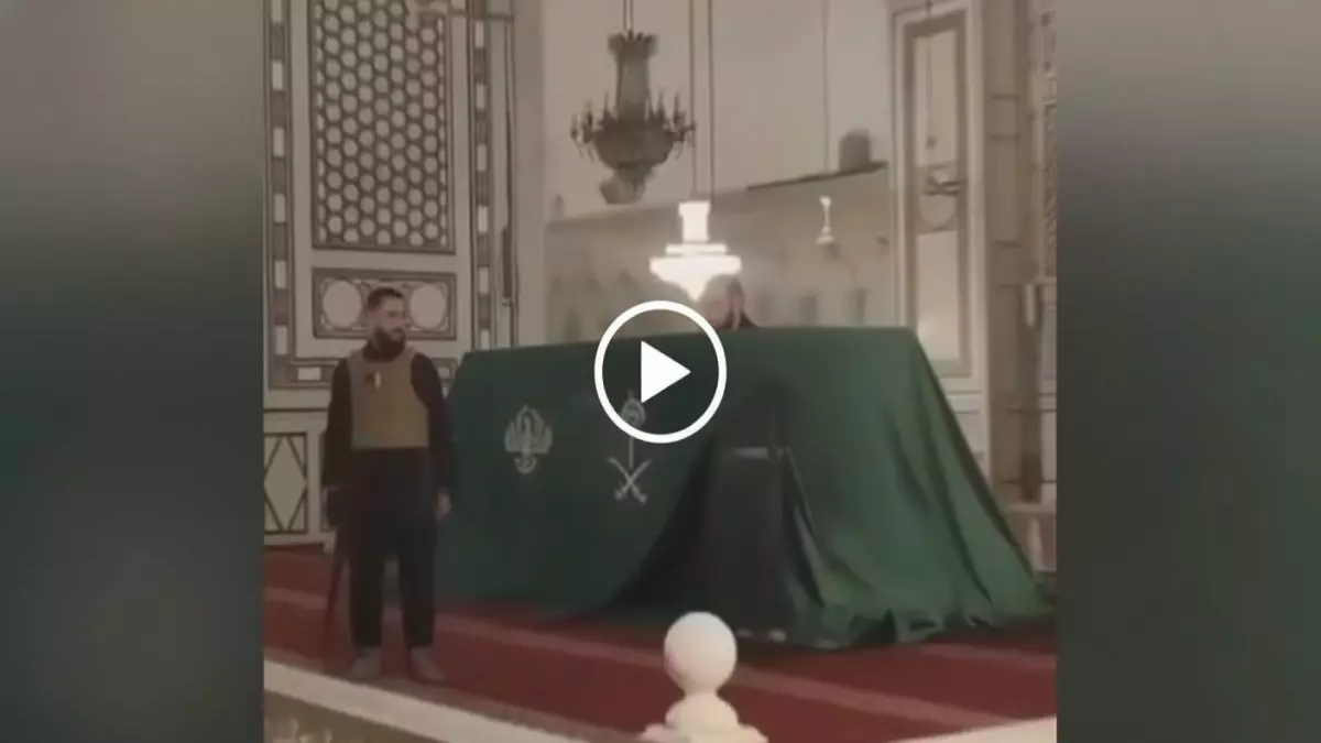 الهدية السعودية السرية في الأموي تكشف نفسها في ثامن ديسمبر وعلاقتها بيوم التحرير تصبح واضحة للجميع