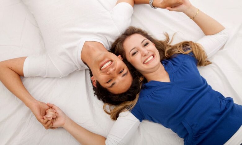 أطعمة غسلها يضر أكثر مما ينفع ومشروبات تفسد العلاقة الحميمية بشكل خطير