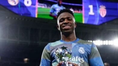 جماهير ريال مدريد تتجه لدعم فينيسيوس بقوة في ليلة موناكو وتبرز الوحدة والتحدي أمام انتقادات وسائل الإعلام