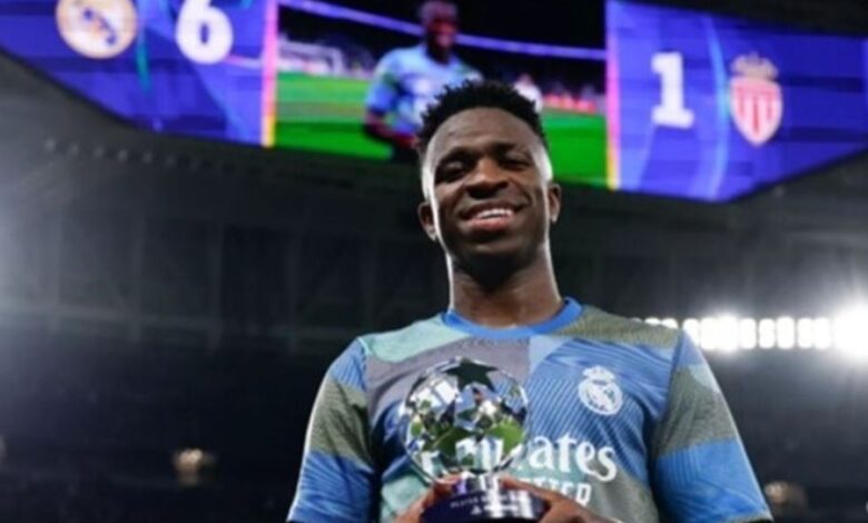 جماهير ريال مدريد تتجه لدعم فينيسيوس بقوة في ليلة موناكو وتبرز الوحدة والتحدي أمام انتقادات وسائل الإعلام