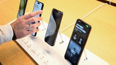 نهاية فترة الإعفاء الاستثنائي للهواتف المحمولة وتوجيهات جديدة وأسعار عالية للمسافرين في إجراءات مبسطة