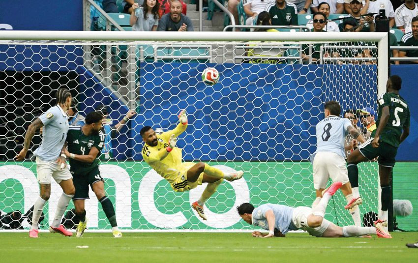 السعودية تحقق تعادلا ثمينا وتعزز فرصها في التصفيات