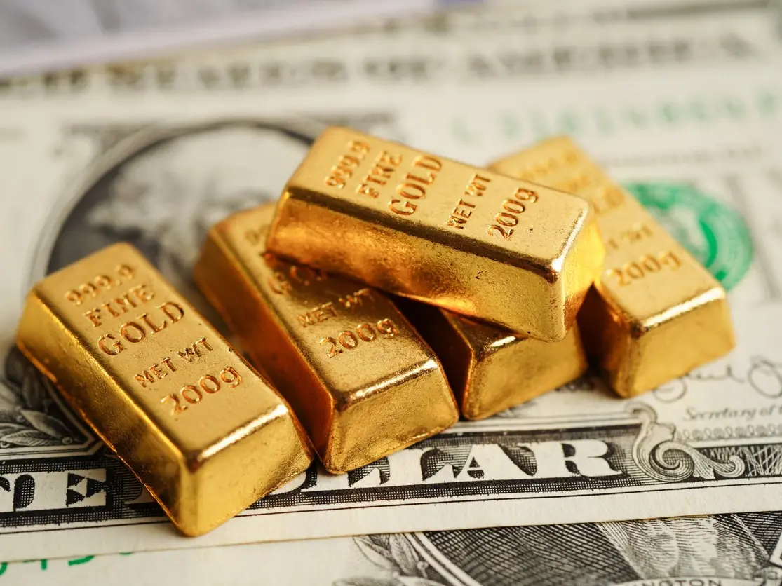 سعر الذهب والدولار اليوم في مصر يتراجع من جديد ويثير مخاوف المستثمرين