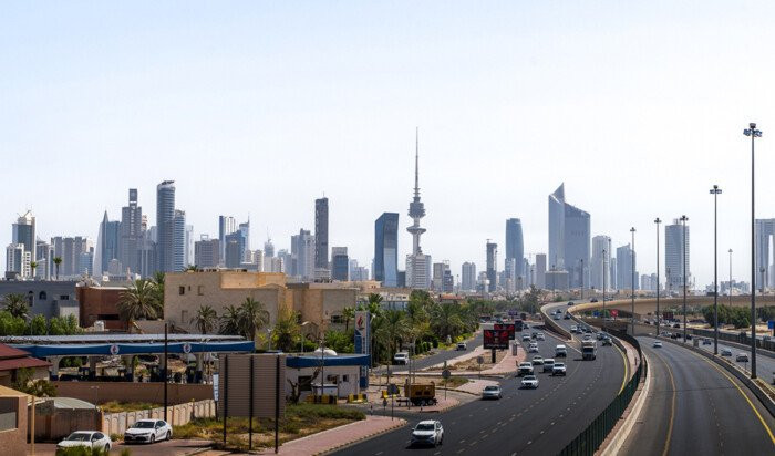 طقس الكويت اليوم السبت يشهد حرارة شديدة ورطوبة نسبية نهاراً وميلاناً للحرارة ليلاً