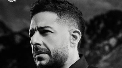 محمد حماقي يتصدر قوائم الأكثر استماعا ويحقق أرقامًا قياسية مع ألبومه الجديد